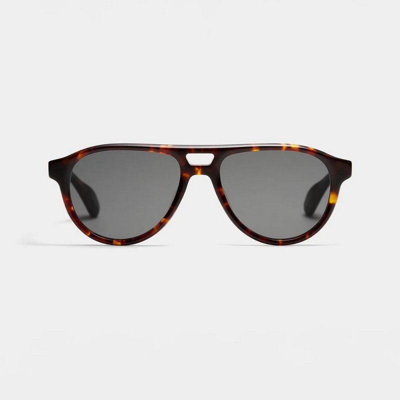 Peter and May YAN SUN tortoise light grey
